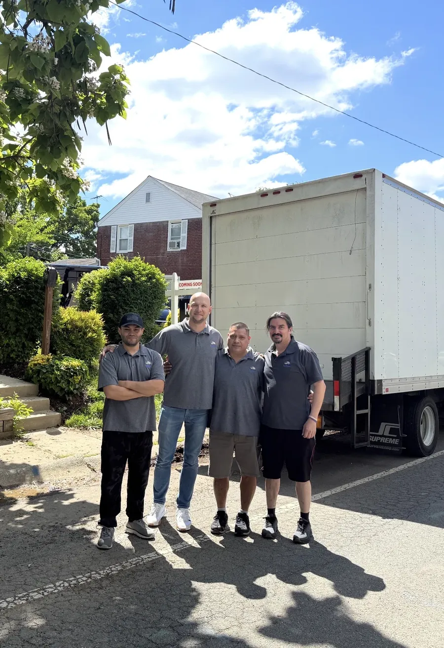 City Hound professional moving crew team photo